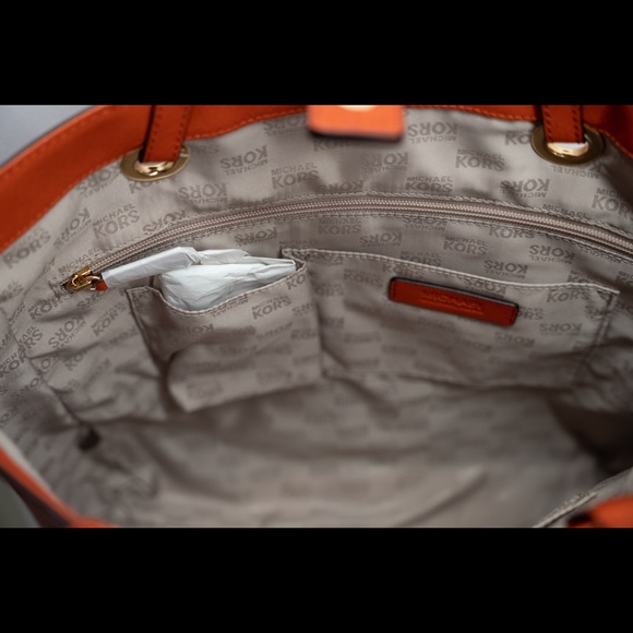 BNWOT Michael Kors handbag - Picture 7 of 8